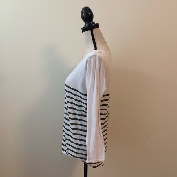 Gap • White/Green Striped Top - Picture 3 of 6